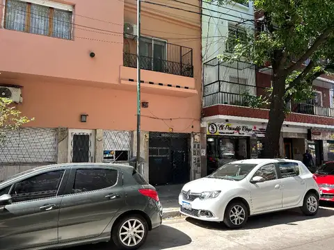 LOCALES - CON VIVIENDA - PARQUE CHAS, CAPITAL FEDERAL