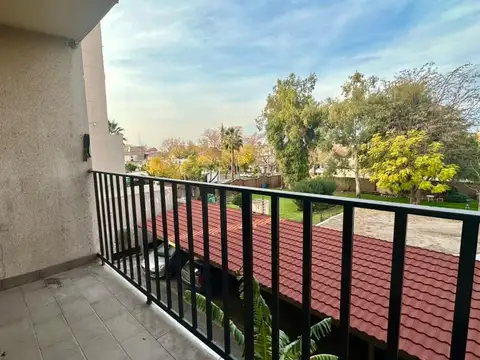 VENTA AMPLIO DEPARTAMENTO GODOY CRUZ  APTO CREDITO