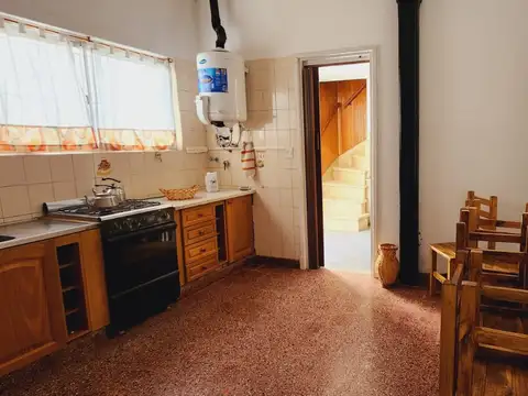 Casa en Alquiler con 1 cochera