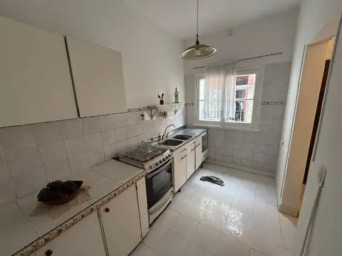 Depto Tipo Casa 4 ambientes con 1 baño
