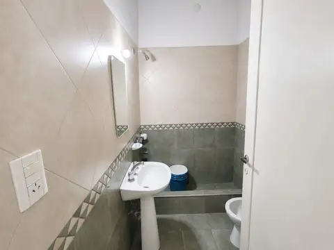Depto Tipo Casa 2 ambientes con 1 baño