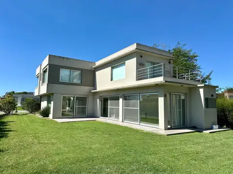 Casa en Venta de 5 dormitorios