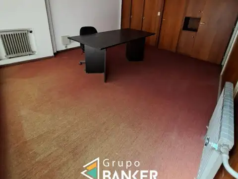Oficina en Alquiler en Centro, $ 650.000