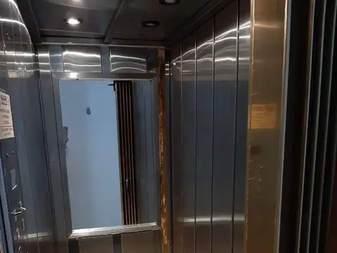 Pje Cnel J F Bogado 4400, Piso 8