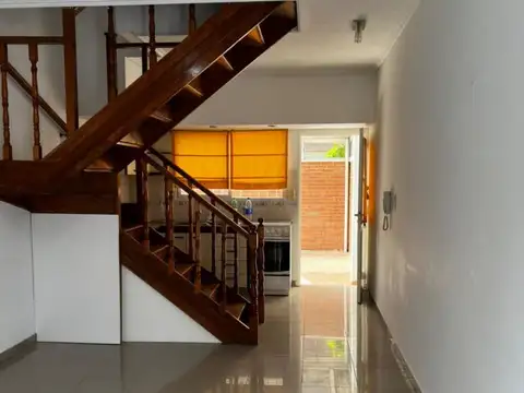Depto Tipo Casa en Venta de 2 dormitorios