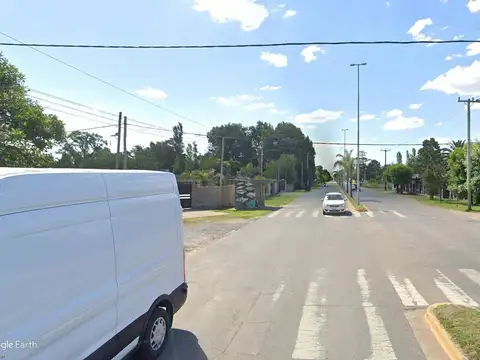 544 y Avenida de Tomaso