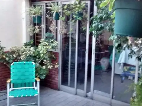 Avenida Entre Ríos 1800, Piso 1