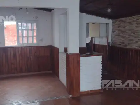Depto Tipo Casa en Venta con 1 cocheras
