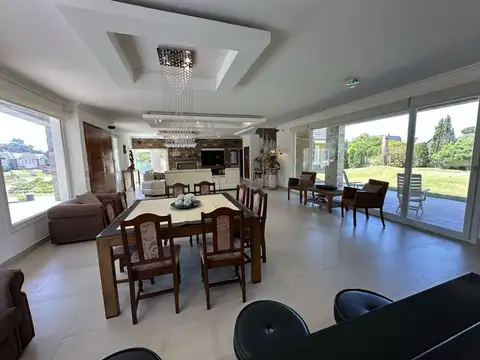 Casa en Venta de 6 dormitorios