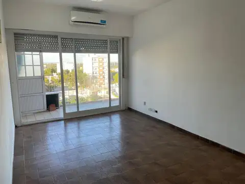 Departamento en Venta en Zárate, USD 68.000