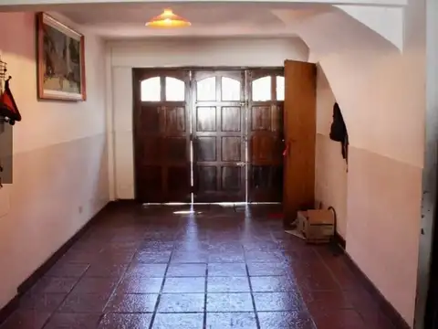 Depto Tipo Casa en Venta de 6 ambientes