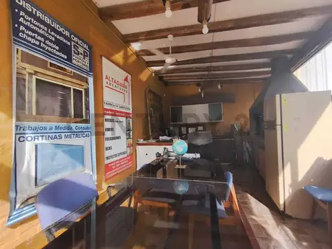 Century 21 López ALQUILA GALPÓN Y OFICINA COMERCIAL EN LUJÁN DE CUYO
