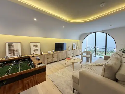 Casa en Venta en Nuestra Señora De Lourdes, USD 420.000