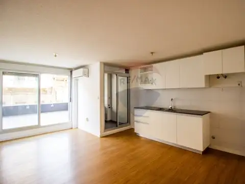 VENTA APARTAMENTO 2 DORMITORIOS, COCHERA,  CORDÓN