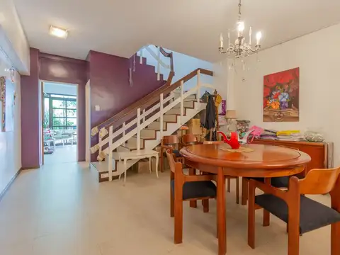 Casa 5 ambientes con 1 baño