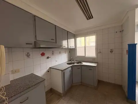Departamento en Alquiler en Olivos Vias/Maipu, $ 1.100.000