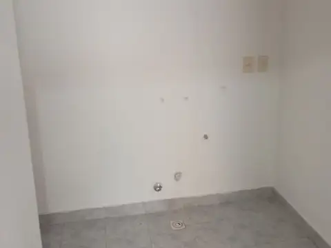 Depto Tipo Casa 4 ambientes con 2 baños
