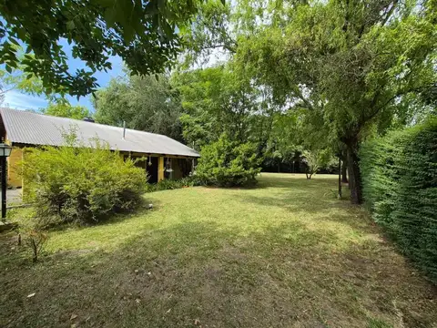 Casa Quinta 3 Ambientes VENTA Lobos Parque Permuta