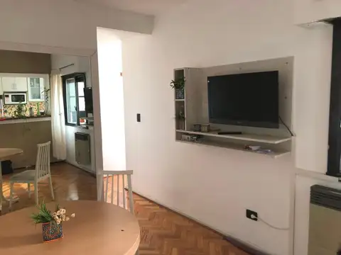 Av. La Plata 2300, Piso 4