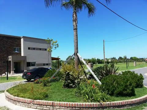 Terreno en Venta en Adrogue, USD 165.000
