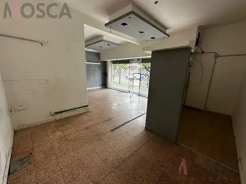 Local en Alquiler en Moreno, $ 950.000
