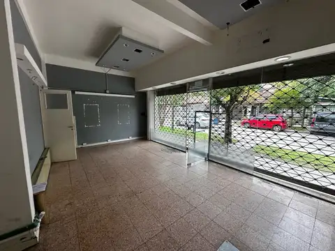 LOCAL MORENO CENTRO Asconape al 200