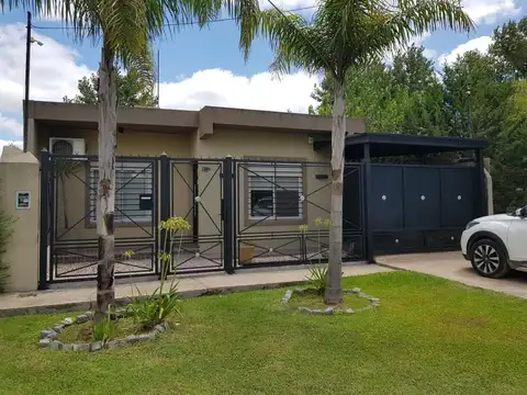CASA CON PILETA GRAL. RODRIGUEZ APTA CREDITO