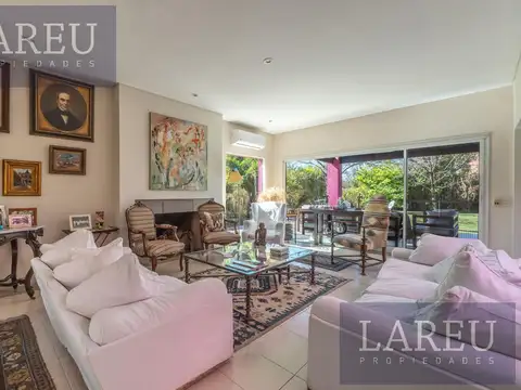 Casa en Venta de 4 dormitorios