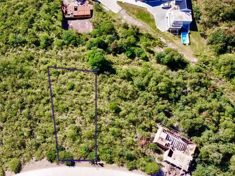 Terreno en Venta 50  mts Fondo