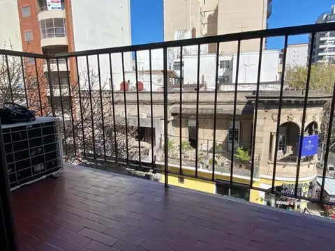 Avenida Alberdi 1200