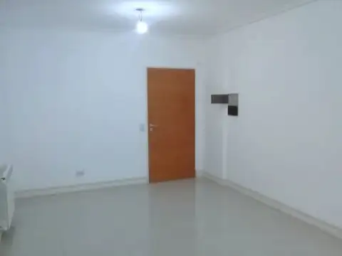 Departamento en Venta en Ramos Mejia Norte, USD 133.000