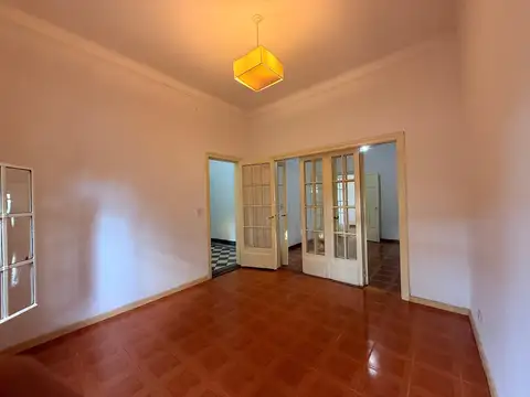 Casa en Alquiler 50 años