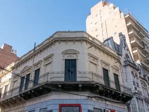 CASA EN VENTA 8 DORMITORIOS  PLANTA ALTA  MARTIN