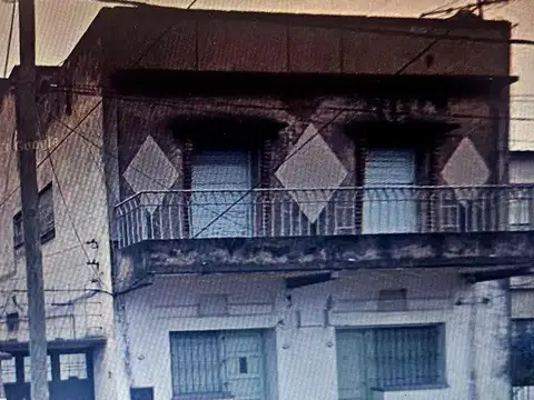 En lote propio 5 Departamentos tipo PH