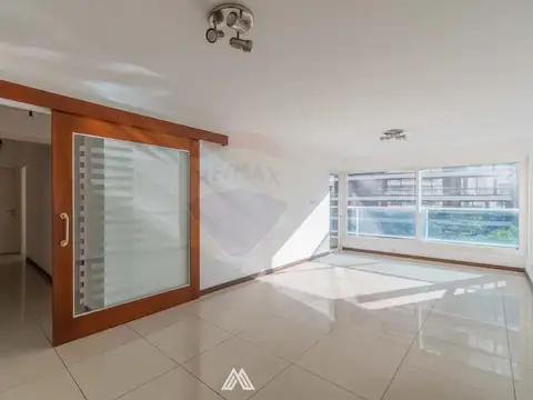 Apartamento con 2 dormitorios - Diamantis Plaza