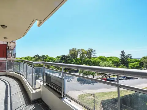 Departamento 5 ambientes con 2 baños