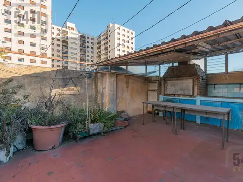 Depto Tipo Casa 4 ambientes con 2 baños