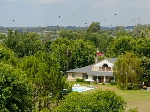 VENTA CASA AMOBLADA CAPILLA DEL SEÑOR LOTE 8.200m2