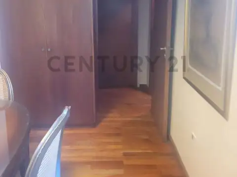 calle 8 e/ 48 y 49 8300, Piso 0