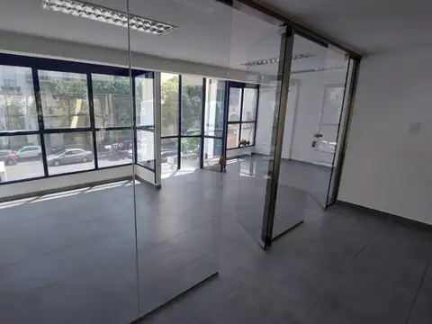 GALPON/OFICINAS/DEPOSITO EN LOTE PROPIO