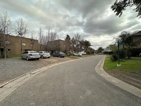 panamericana km54 sobre av champagnean 0, Pilar 100