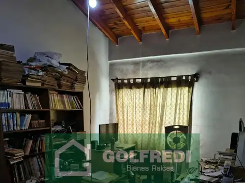 Depto Tipo Casa 9 ambientes con 2 baños