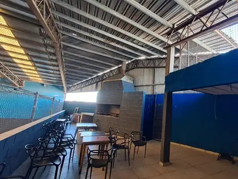 Galpon en Venta 32  mts Fondo