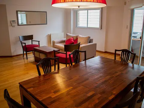 Venta departamento 2 dormitorios con cochera y baulera zona Monumento