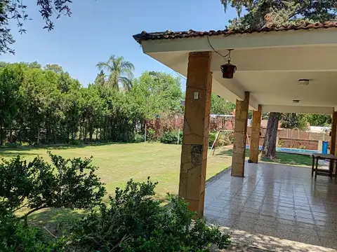 VENTA CASA QUINTA TRES DORMITORIOS EN FUNES