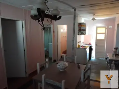 Casa 3 ambientes con 1 baño