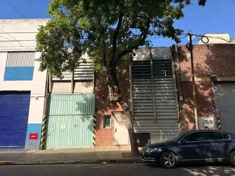 VENTA Galpón 1400 m² - Distrito tecnológico - Parque Patricios
