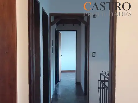 VENTA CASA FRENTE A LA FACULTAD DE PERIODISMO