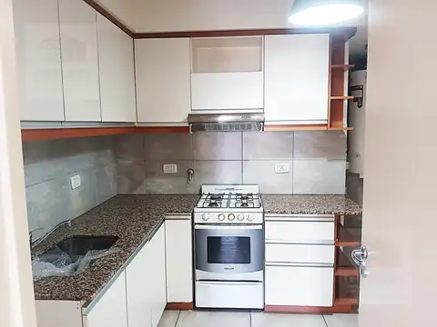 Departamento 4 ambientes con 2 baños