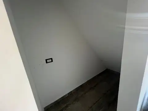 Depto Tipo Casa en Venta 7 años